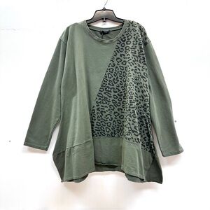 Bella Amore Olive Green Leopard Panel Tunic